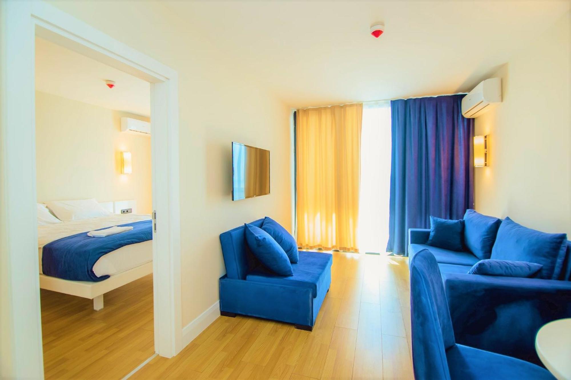 Orbi City Hotel With Sea View 바투미 외부 사진