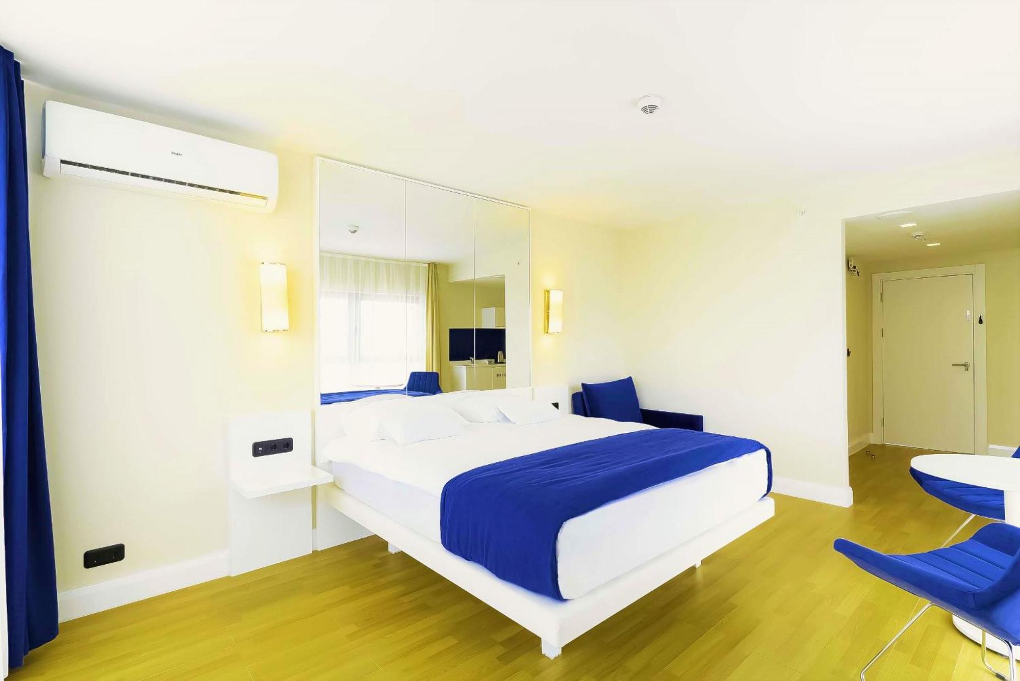 Orbi City Hotel With Sea View 바투미 외부 사진