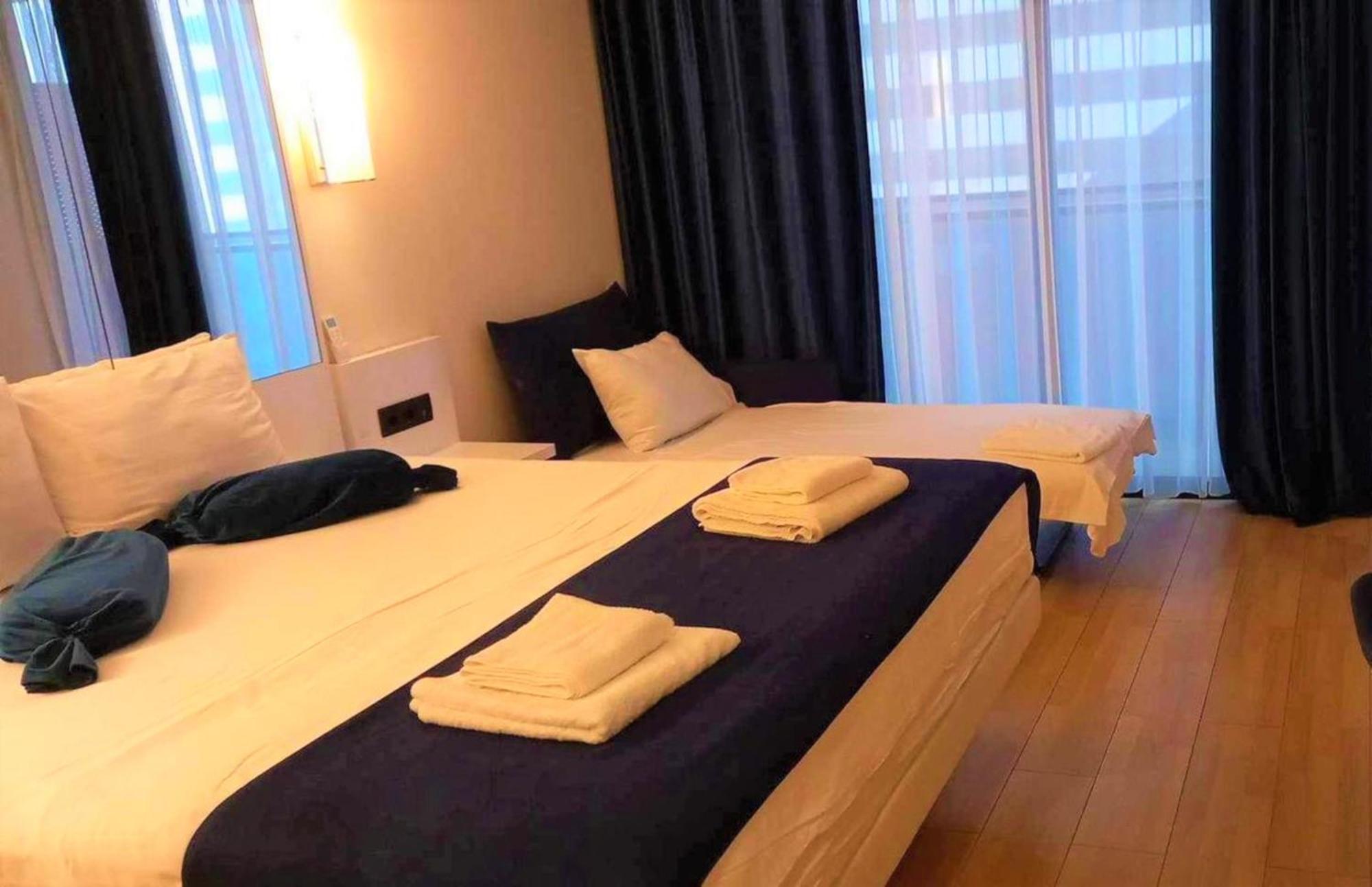 Orbi City Hotel With Sea View 바투미 외부 사진