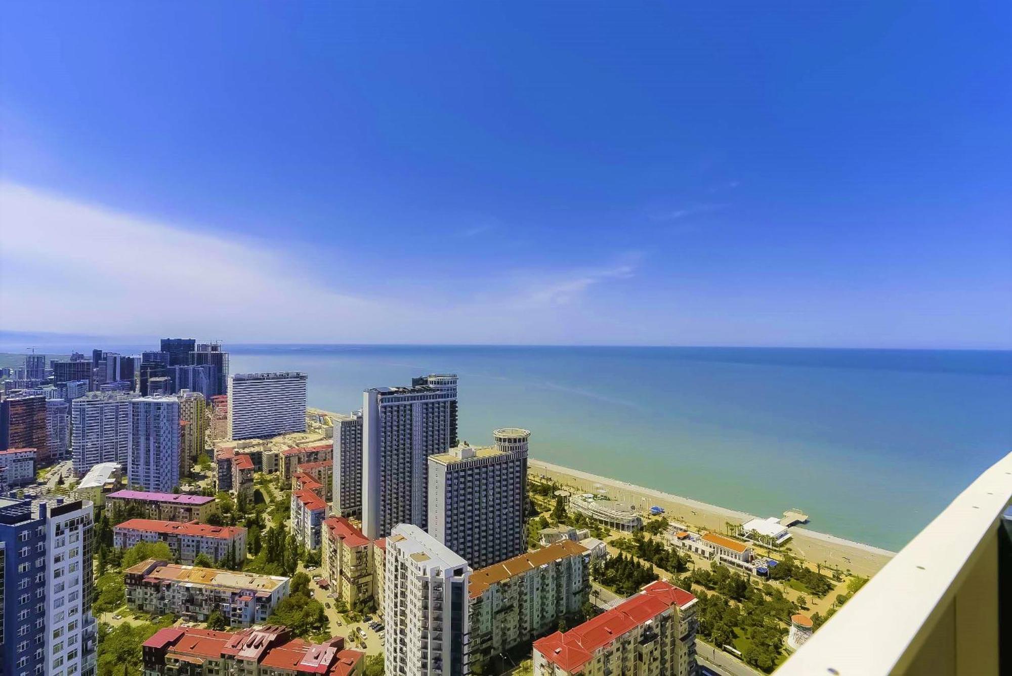 Orbi City Hotel With Sea View 바투미 외부 사진